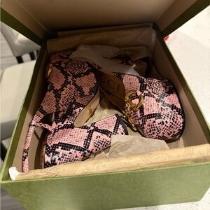 Gucci, pink python platform, horsebit  size 7 1/2 N In box